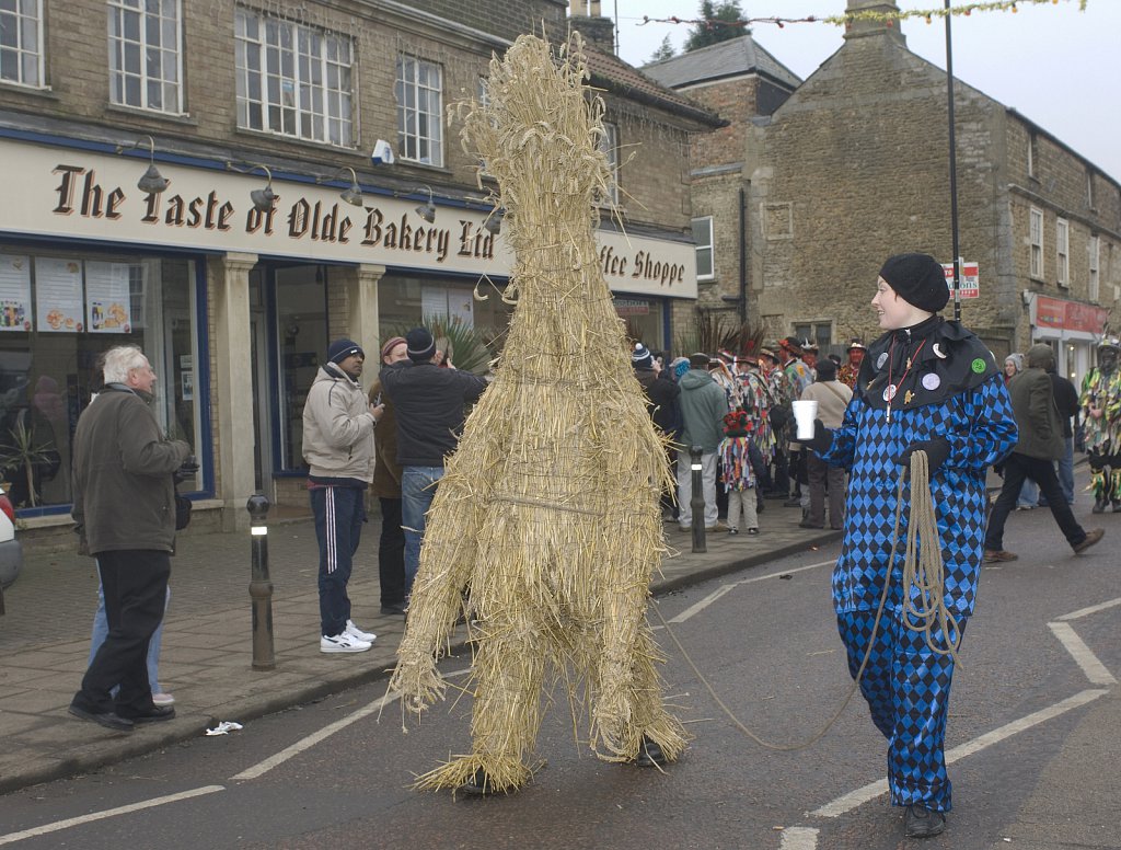 barber-straw-bear-whittlesey17.jpg